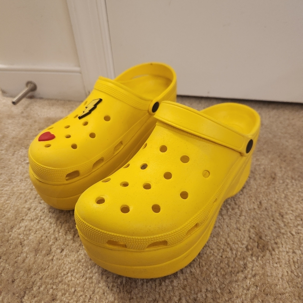 Yellow Platform Crocs Womens Size 9 Clogs Gardener-2
